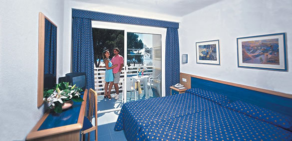 Hotel Palmira Isabela Santa Ponsa Bagian luar foto